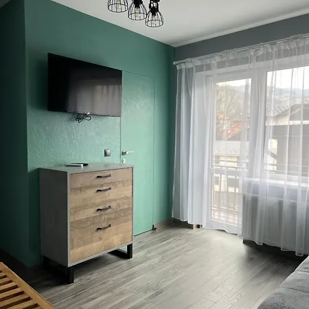 Apart-hotel Menchul Rakhiv